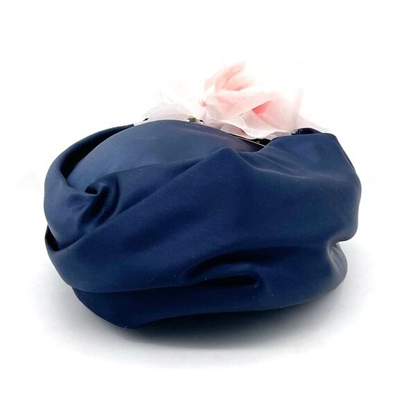 Vintage 1950s Navy Blue Hat Pink Flower Trim Size 22 1/2 Pillbox Fascinator main image 10